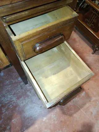 ANTIGUO ESCRITORIO BURO DE ROBLE