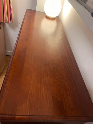 Cómoda de pino tipo Colonial