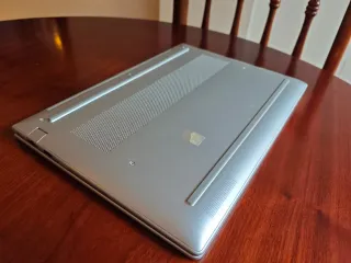 HP EliteBook 645 G11 R5 Pro - Precio Negociable