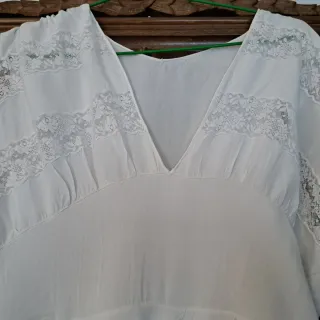 Camisón antiguo blanco