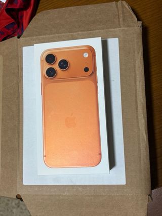 iPhone 17 Pro Max Naranja