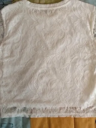 Camiseta encaje manga corta mujer