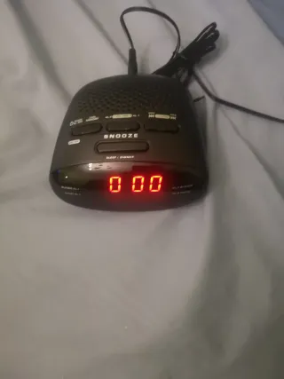 Radio Reloj Despertador Negro