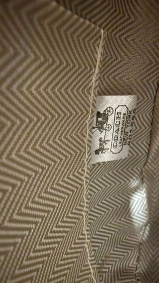 Mala Coach Preta Dourada