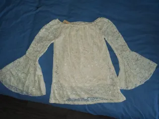 Blusa de encaje blanca talla única