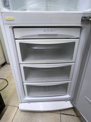 Nevera LG Blanca combi No Frost