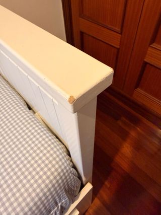 Cama diván blanca con 3 cajones