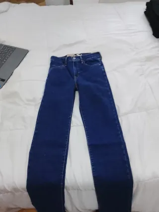 Pantalón Levis Mujer Azul Oscuro