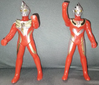 Giochi bimbi assortiti.