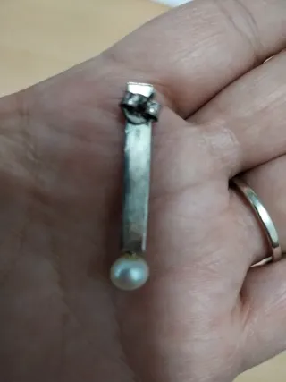 Conjunto Plata y Perla Pendientes y Colgante