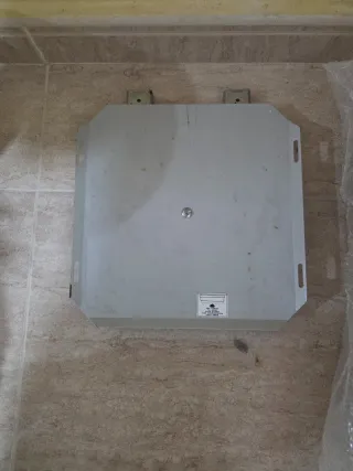 Soporte TV extraíble para autocaravana