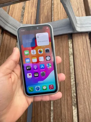 iPhone 11 Blanco