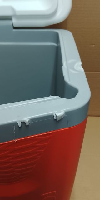 Nevera Igloo Quantum Roja 26L