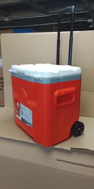 Nevera Igloo Quantum Roja 26L