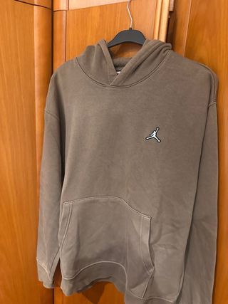 Sudadera Jordan con capucha marrón