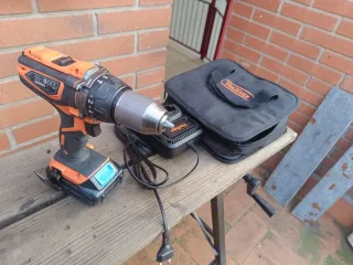 Taladro de batería VonHaus