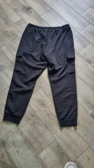 Pantaloni tuta Adidas neri con tasche