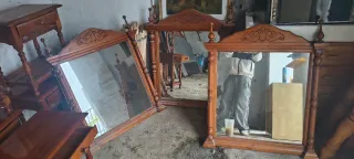 5Mesitas de noche pino y 2 espejos