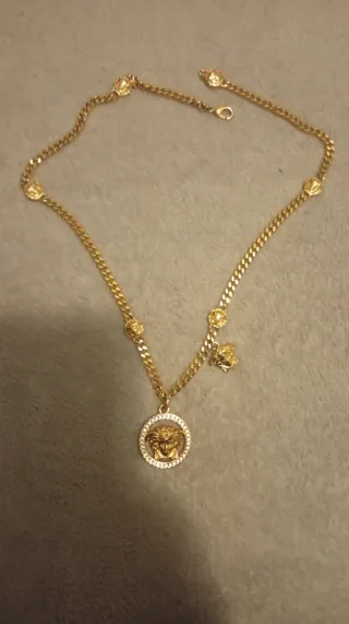 Collar Versace Dorado Medusa