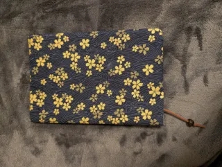 Funda libro A5 con solapa floral