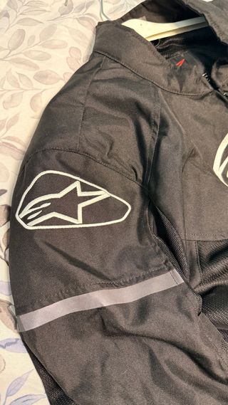 Chaqueta de moto Alpinestars negra