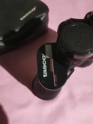 Binoculares Tasco con funda