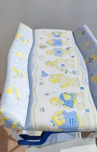 Cambiador bebé azul y amarillo