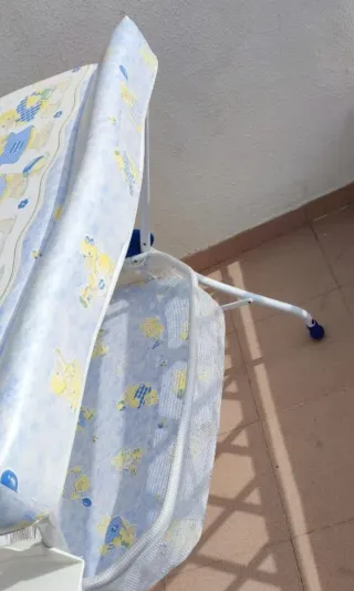 Cambiador bebé azul y amarillo