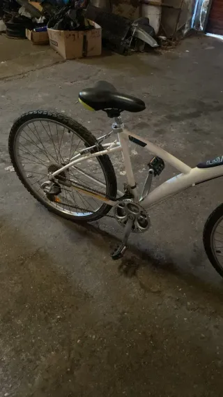 Bicicleta Btwin Blanca