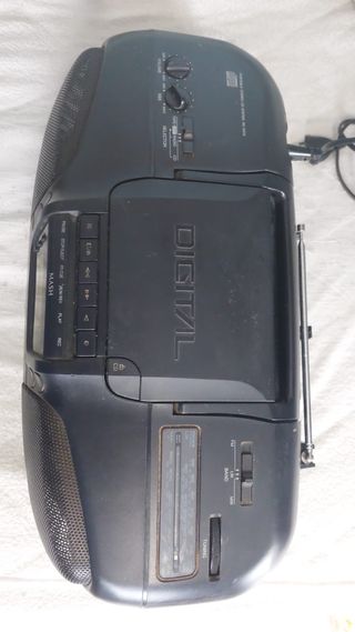 Radio CD Panasonic Negra