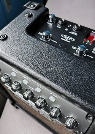 Amplificador Guitarra Line 6 Micro Spider 6W