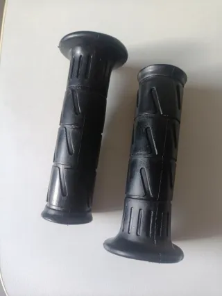 Puños Kawasaki Negros