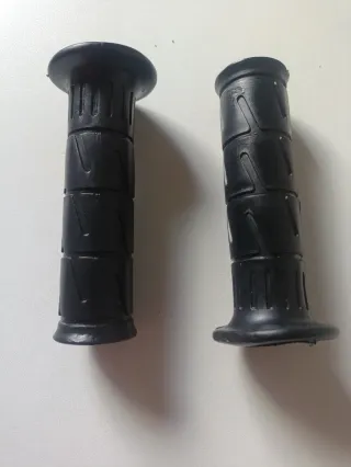 Puños Kawasaki Negros