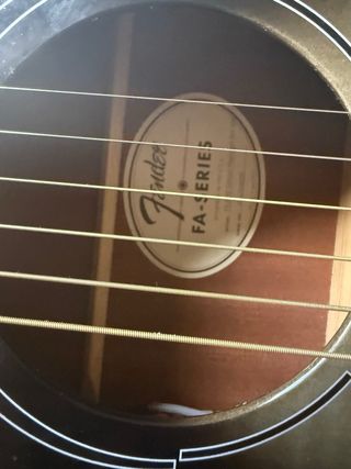 Guitarra Electroacústica Fender