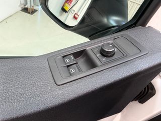 Volkswagen Transporter Furgón Largo TA 2.0 TDI 110