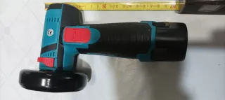 Mini amoladora a batería 12V sin estrenar