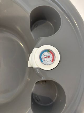 Bañera bebé con soporte marca Bebé jou