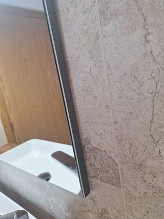 Móvel de lavatório e armário alto Ikea