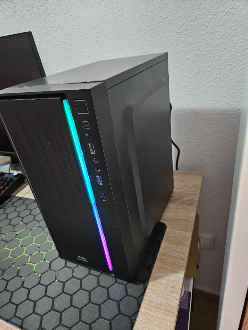 PC Gaming Ryzen 5 + RX 5700 XT Negro/Rojo afbeelding 3