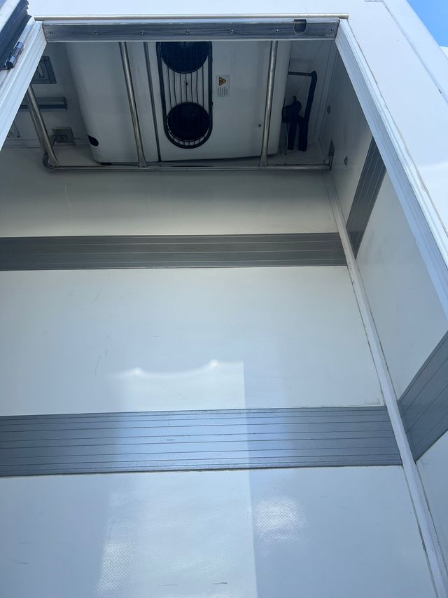 IVECO EUROCARGO 180E250 2016 BITEMPERATRA