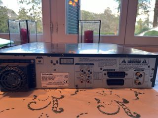 Grabadora DVD/HDD/VHS Toshiba RDXV49DTKF2