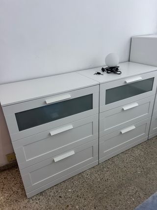 Cómoda 3 cajones Ikea Brimnes blanca