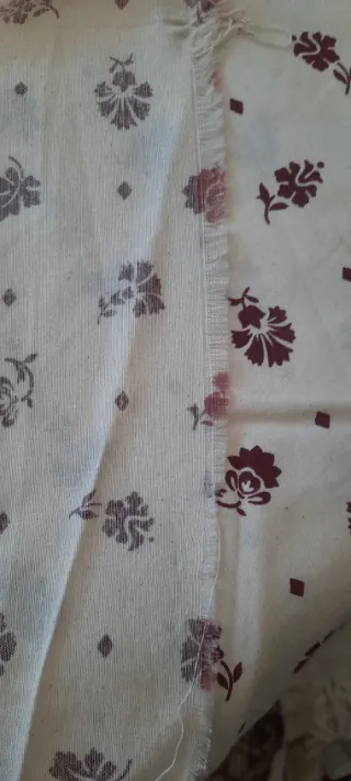 Tela 5m x 2.80m Flores Burdeos/Blanco