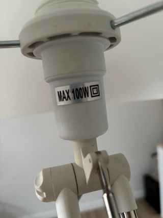 Lámpara de pie moderna metal