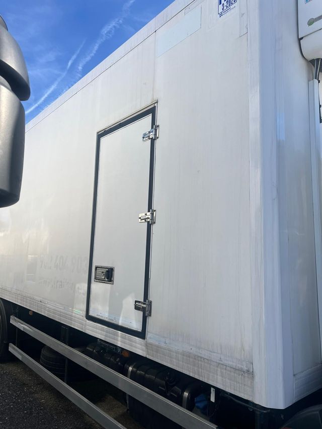 IVECO EUROCARGO 180E250 2016 BITEMPERATURA