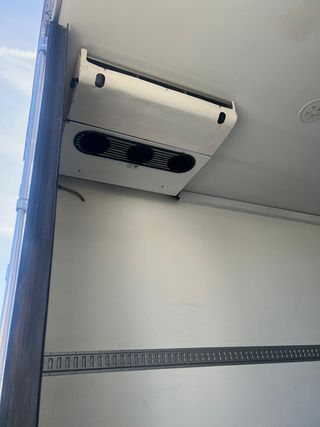 IVECO EUROCARGO 180E250 2016 BITEMPERATURA