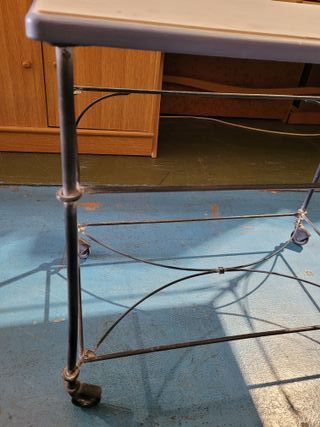 MESA AUXILIAR DE CARRITO