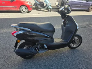 Yamaha De-light Negra
