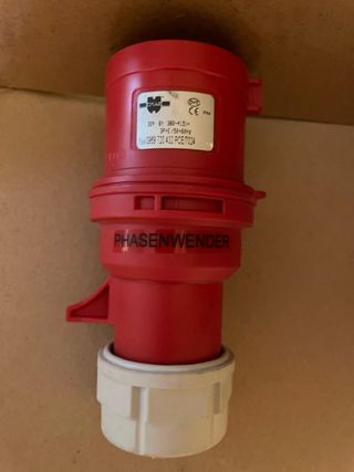 Conector industrial WURTH 32A 380-415V