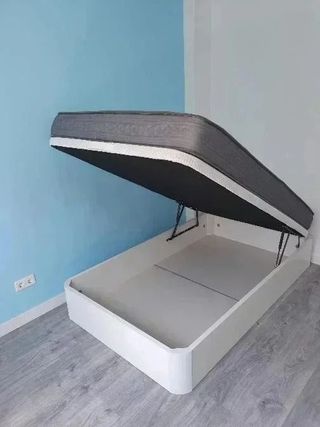 Canapés abatibles, somieres y colchones en oferta.